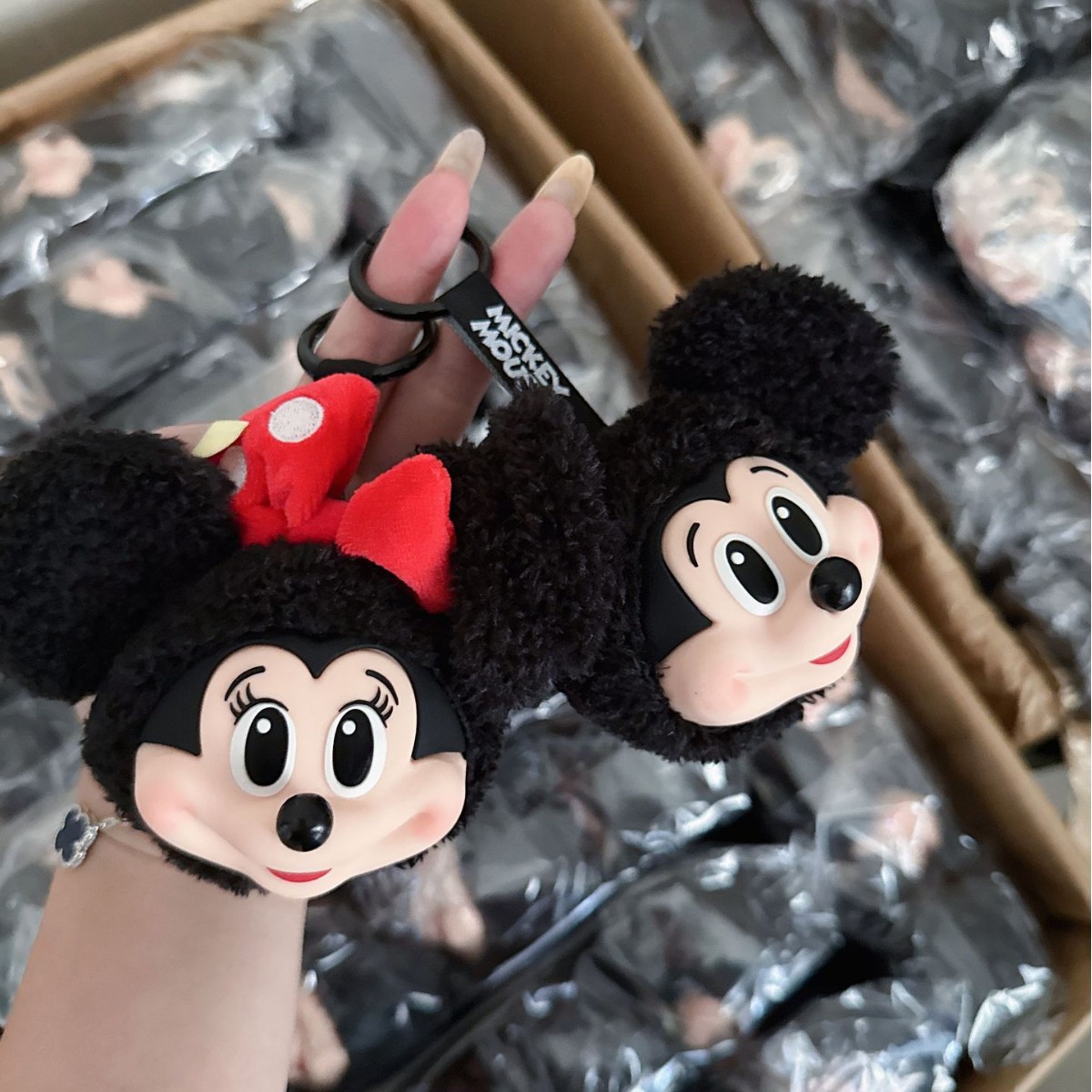 Gantungan Kunci Boneka Mickey  - Anime Merchandise Figures ulasan dan harga